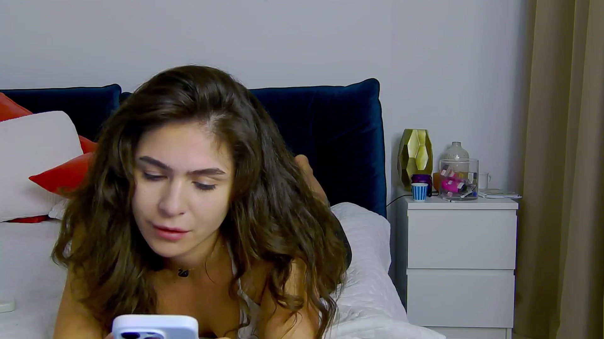 Gallery image thumbnail from NaiaSummer's myfreecams stream on, 03/12/2024, 18:00 image 15 of 20