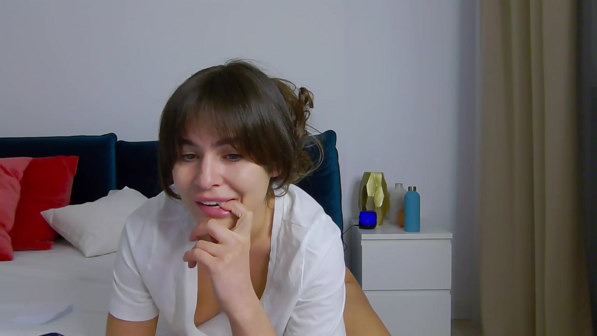 Gallery image thumbnail from NaiaSummer's myfreecams stream on, 03/31/2024, 18:37 image 18 of 20
