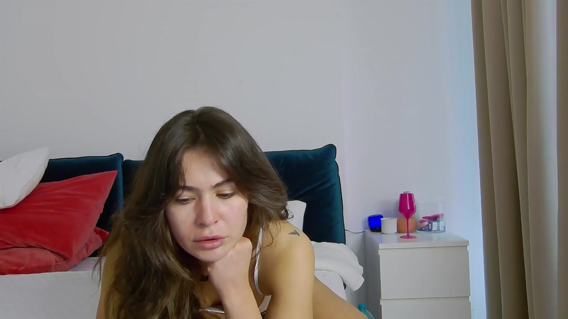 Gallery image thumbnail from NaiaSummer's myfreecams stream on, 05/03/2024, 06:58 image 10 of 20