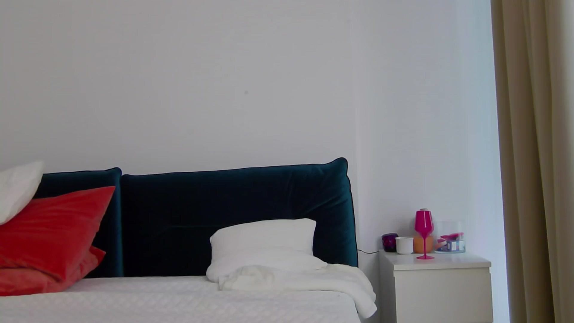 Gallery image thumbnail from NaiaSummer's myfreecams stream on, 05/03/2024, 06:58 image 14 of 20
