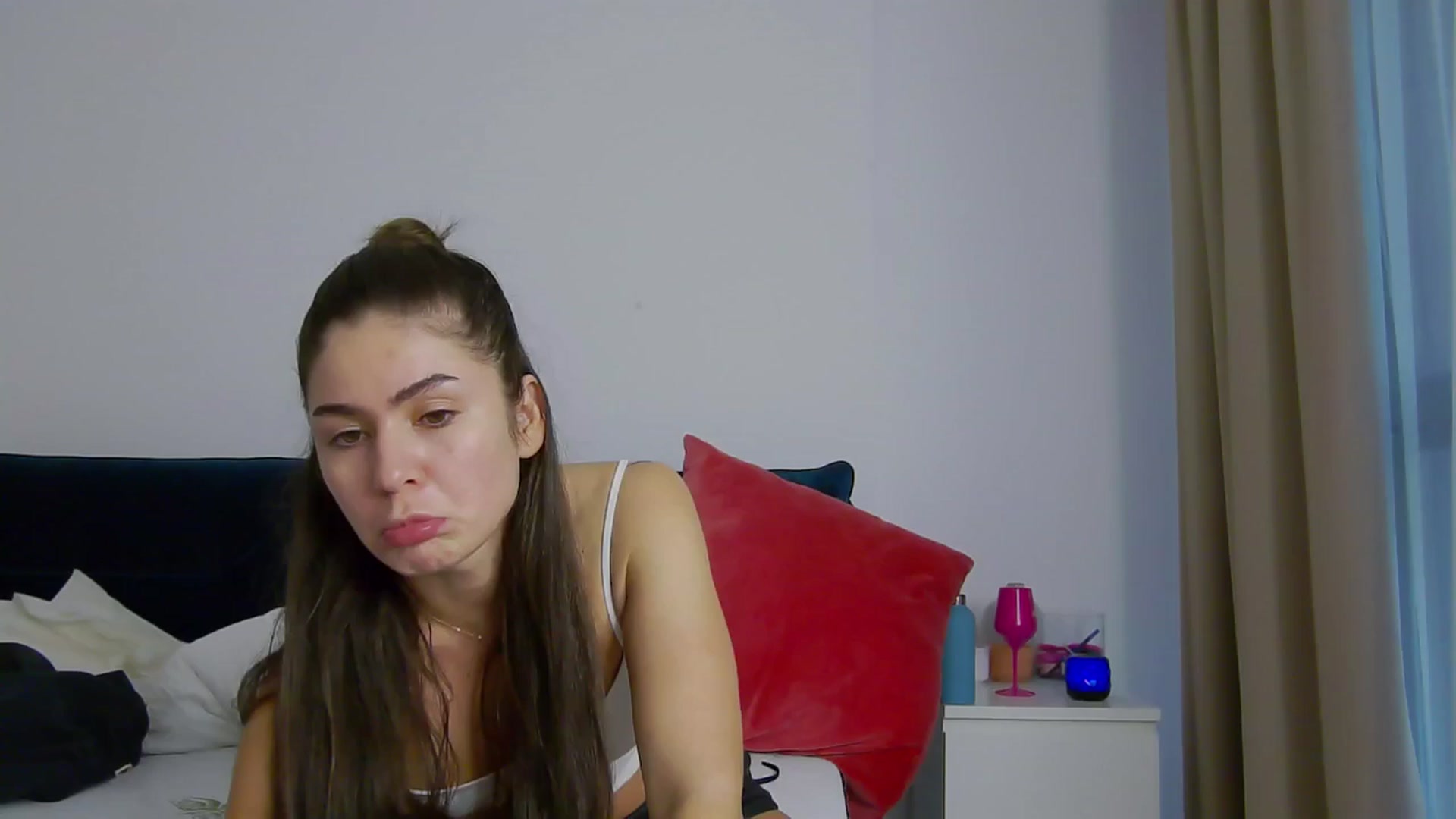 Gallery image thumbnail from NaiaSummer's myfreecams stream on, 05/07/2024, 17:27 image 18 of 20