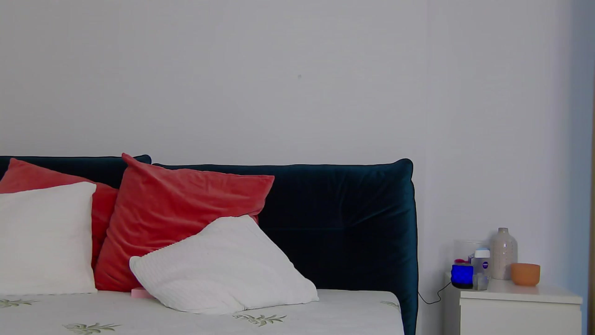 Gallery image thumbnail from NaiaSummer's myfreecams stream on, 05/13/2024, 17:29 image 14 of 20