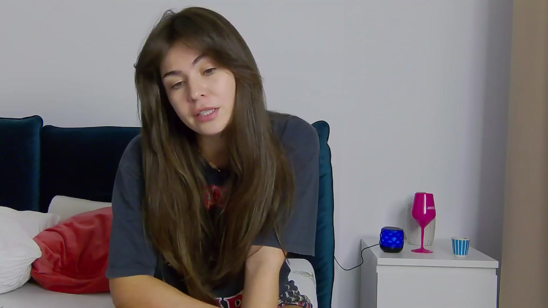 Gallery image thumbnail from NaiaSummer's myfreecams stream on, 05/19/2024, 21:00 image 17 of 20