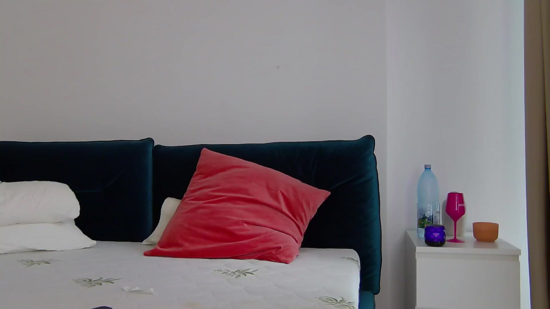 Gallery image thumbnail from NaiaSummer's myfreecams stream on, 05/28/2024, 17:13 image 8 of 20