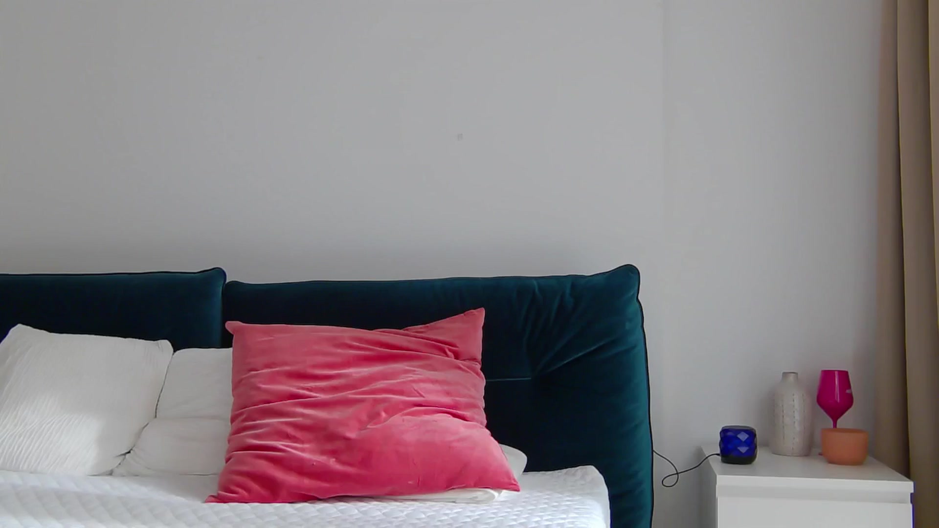 Gallery image thumbnail from NaiaSummer's myfreecams stream on, 06/03/2024, 17:17 image 2 of 20
