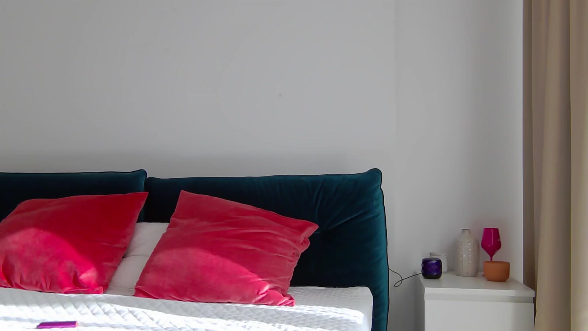 Gallery image thumbnail from NaiaSummer's myfreecams stream on, 06/10/2024, 16:04 image 4 of 20