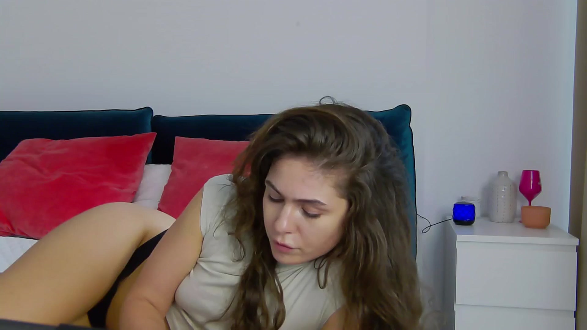 Gallery image thumbnail from NaiaSummer's myfreecams stream on, 06/10/2024, 17:04 image 3 of 20