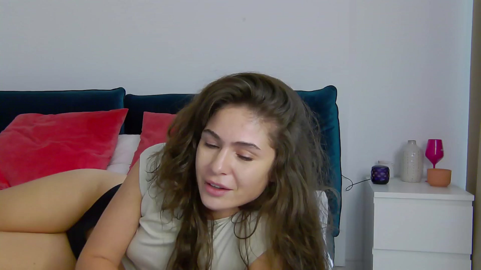 Gallery image thumbnail from NaiaSummer's myfreecams stream on, 06/10/2024, 17:04 image 5 of 20
