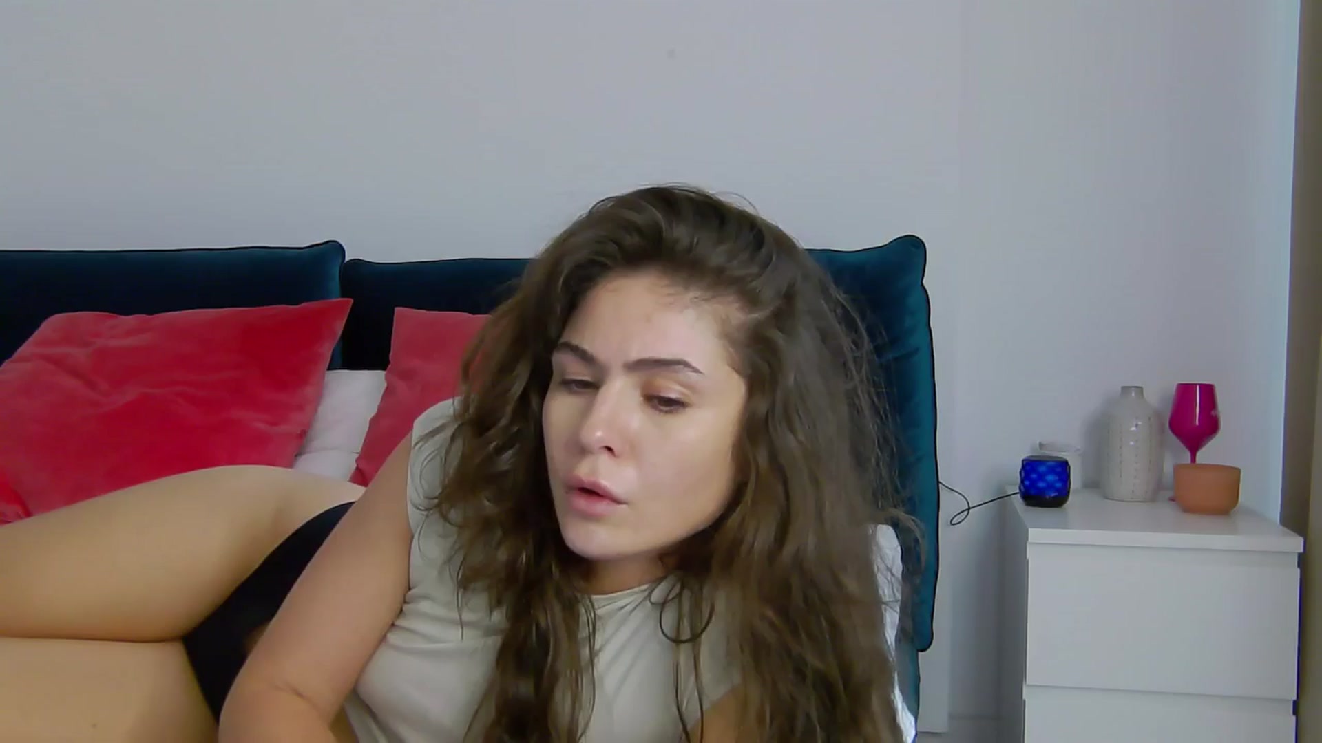 Gallery image thumbnail from NaiaSummer's myfreecams stream on, 06/10/2024, 17:04 image 6 of 20