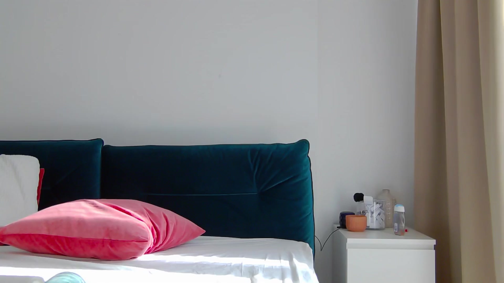 Gallery image thumbnail from NaiaSummer's myfreecams stream on, 06/20/2024, 15:34 image 7 of 20