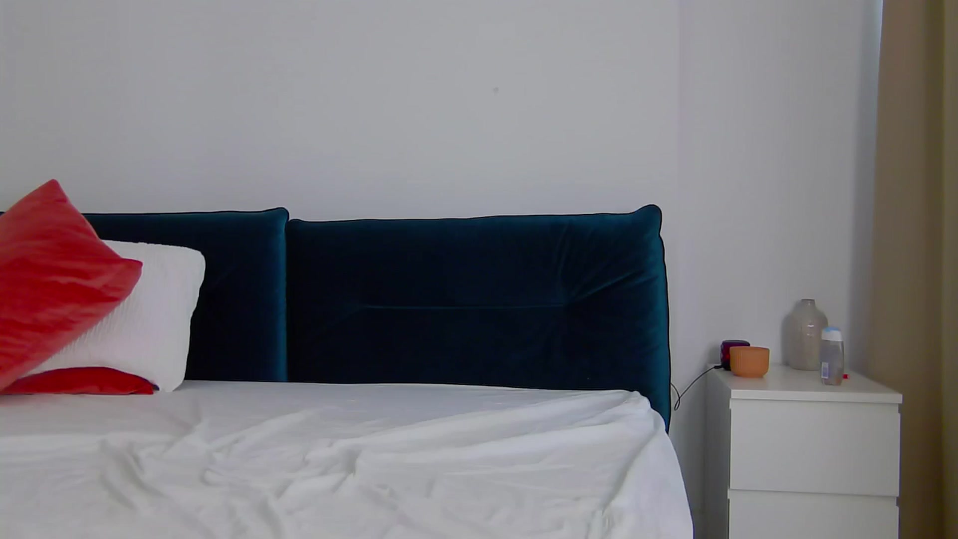 Gallery image thumbnail from NaiaSummer's myfreecams stream on, 06/22/2024, 07:32 image 19 of 20