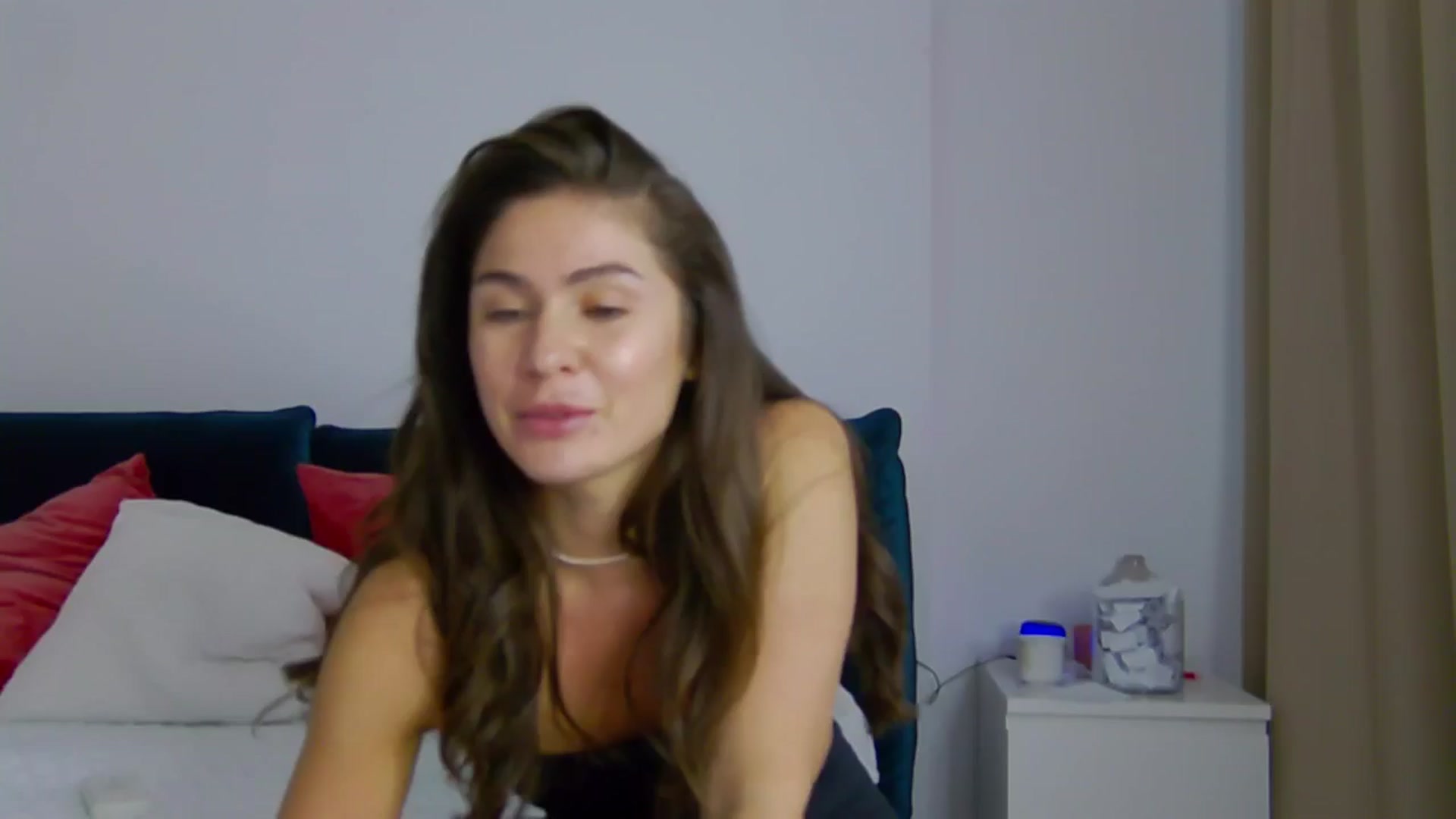 Gallery image thumbnail from NaiaaBee's myfreecams stream on, 07/08/2024, 17:39 image 19 of 20