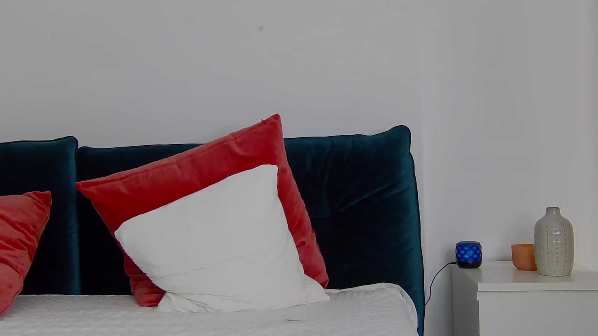 Gallery image thumbnail from NaiaaBee's myfreecams stream on, 07/26/2024, 17:14 image 10 of 20