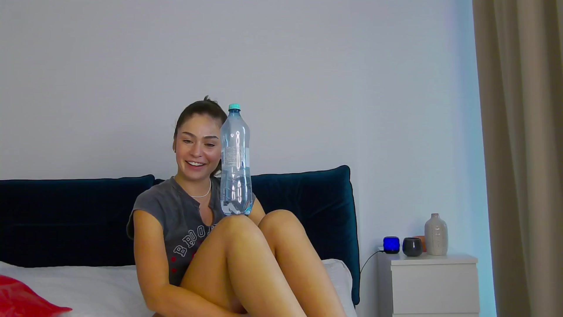 Gallery image thumbnail from NaiaaBee's myfreecams stream on, 07/31/2024, 17:21 image 8 of 20