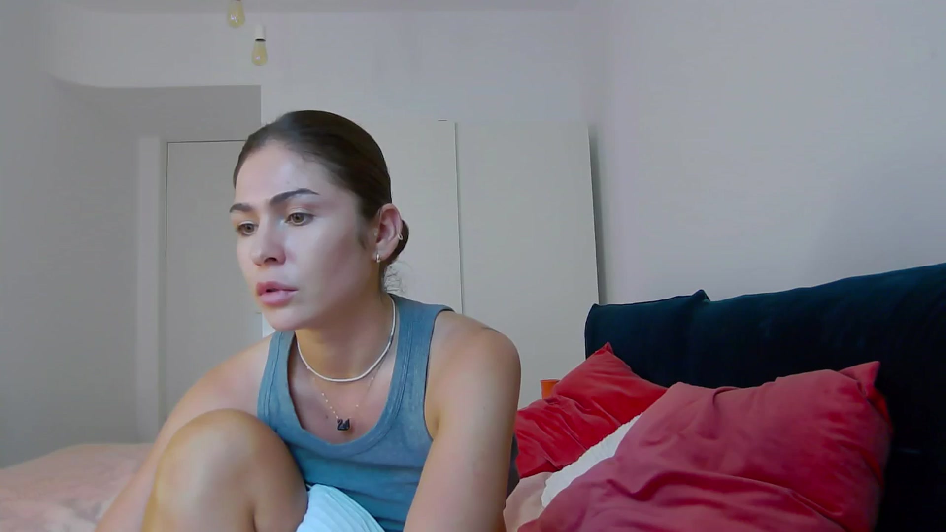 Gallery image thumbnail from NaiaaBee's myfreecams stream on, 08/08/2024, 16:20 image 17 of 20