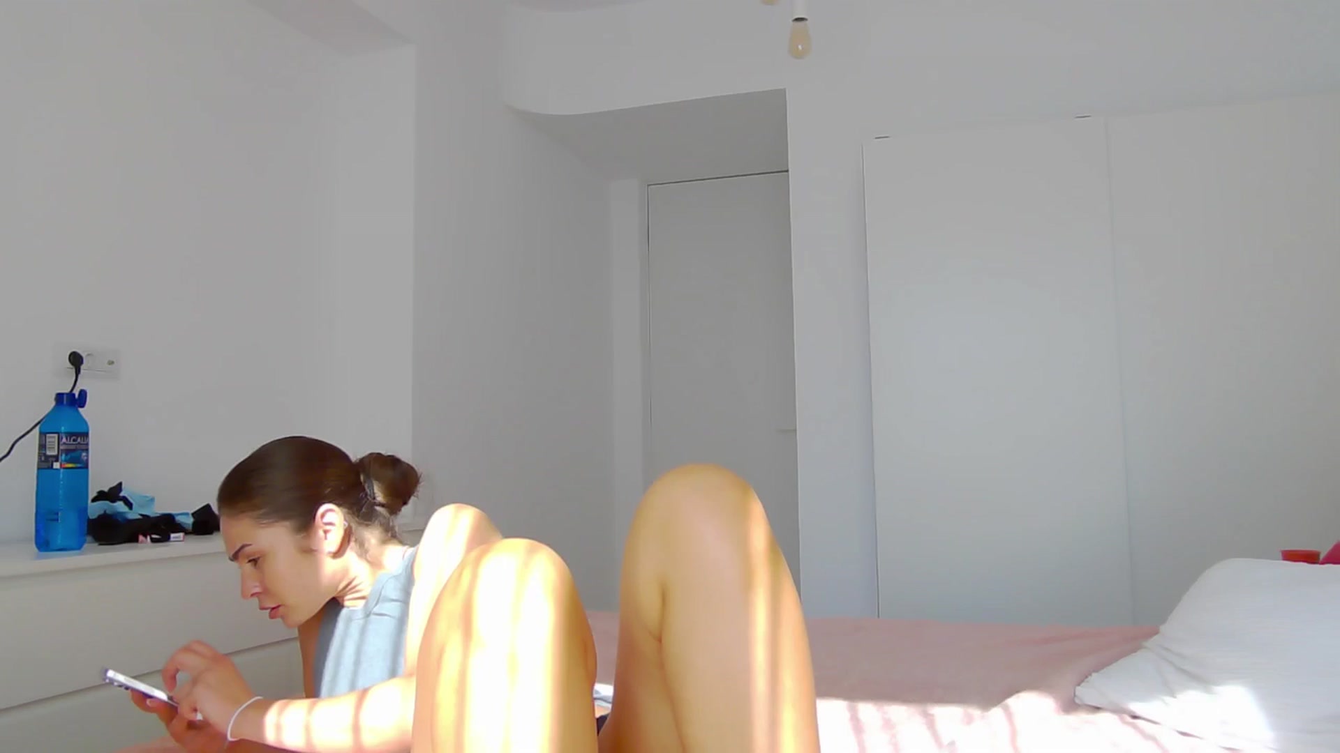 Gallery image thumbnail from NaiaaBee's myfreecams stream on, 08/08/2024, 16:20 image 3 of 20