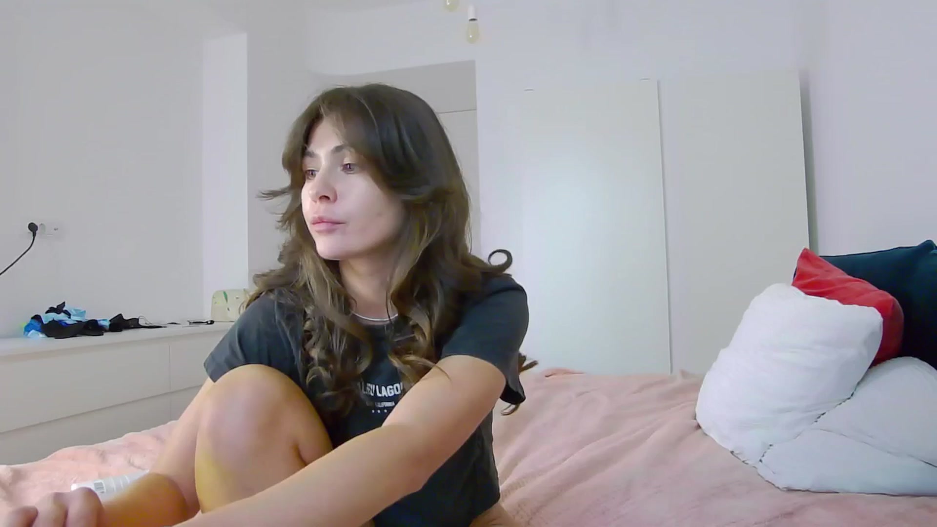 Gallery image thumbnail from NaiaaBee's myfreecams stream on, 08/09/2024, 17:11 image 6 of 20