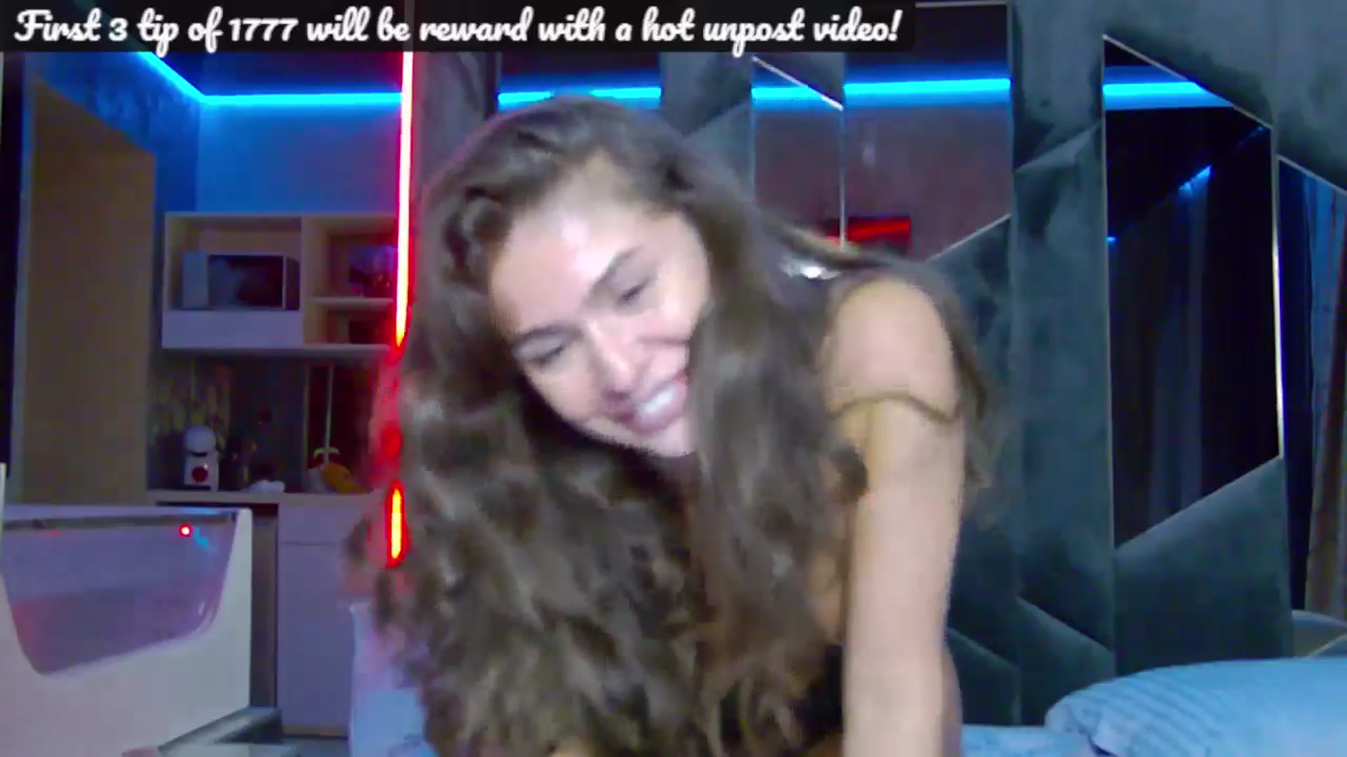 Gallery image thumbnail from NaiaaBee's myfreecams stream on, 08/10/2024, 18:52 image 17 of 20