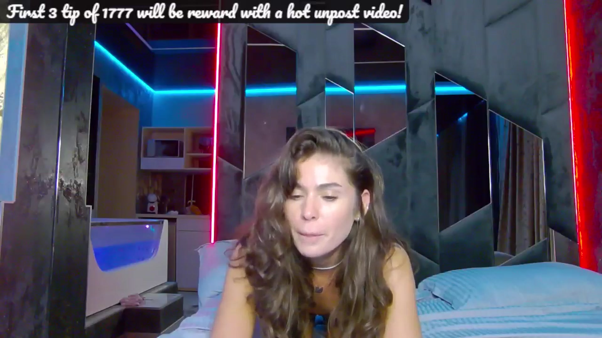 Gallery image thumbnail from NaiaaBee's myfreecams stream on, 08/10/2024, 18:52 image 19 of 20