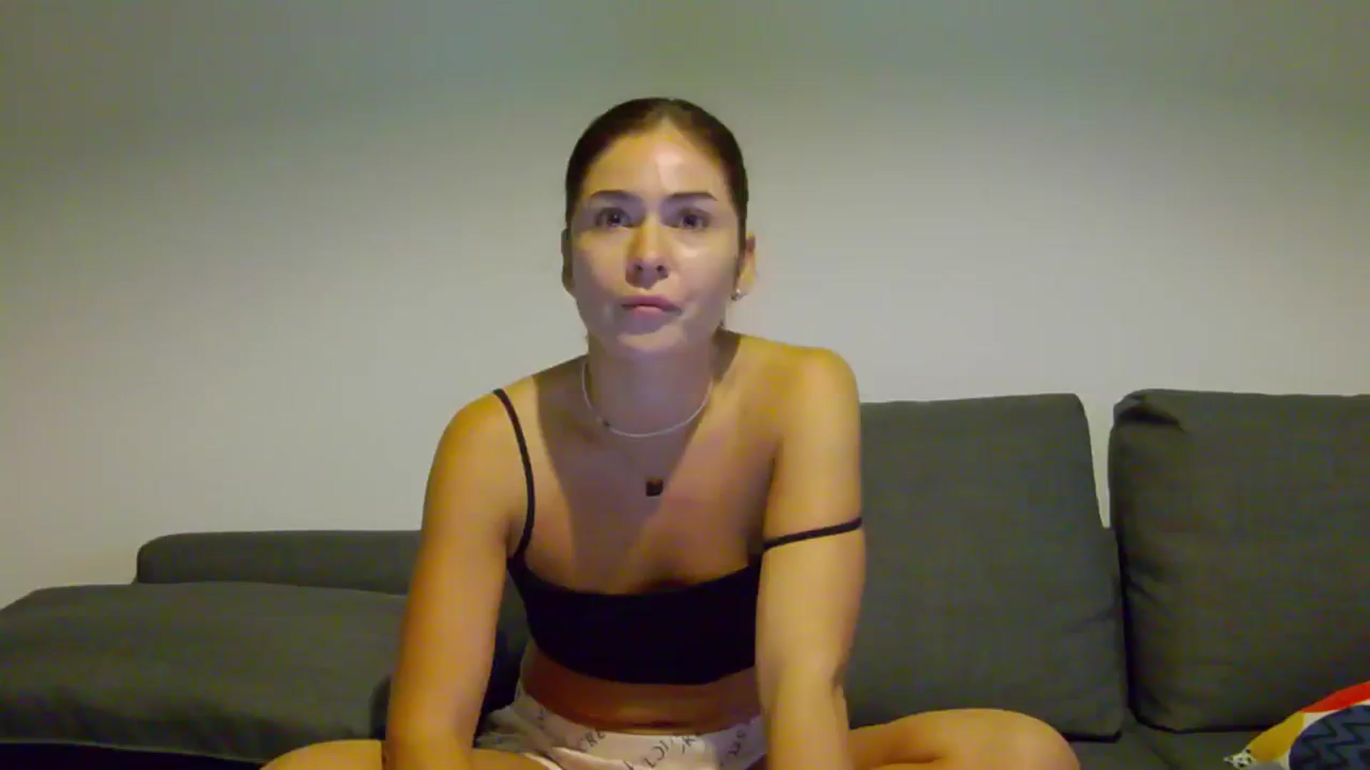Gallery image thumbnail from NaiaaBee's myfreecams stream on, 08/12/2024, 17:52 image 17 of 20