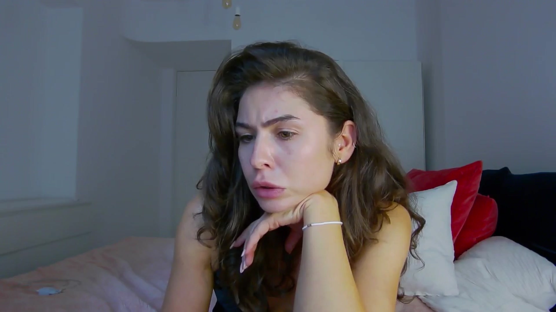 Gallery image thumbnail from NaiaaBee's myfreecams stream on, 08/14/2024, 17:07 image 12 of 20