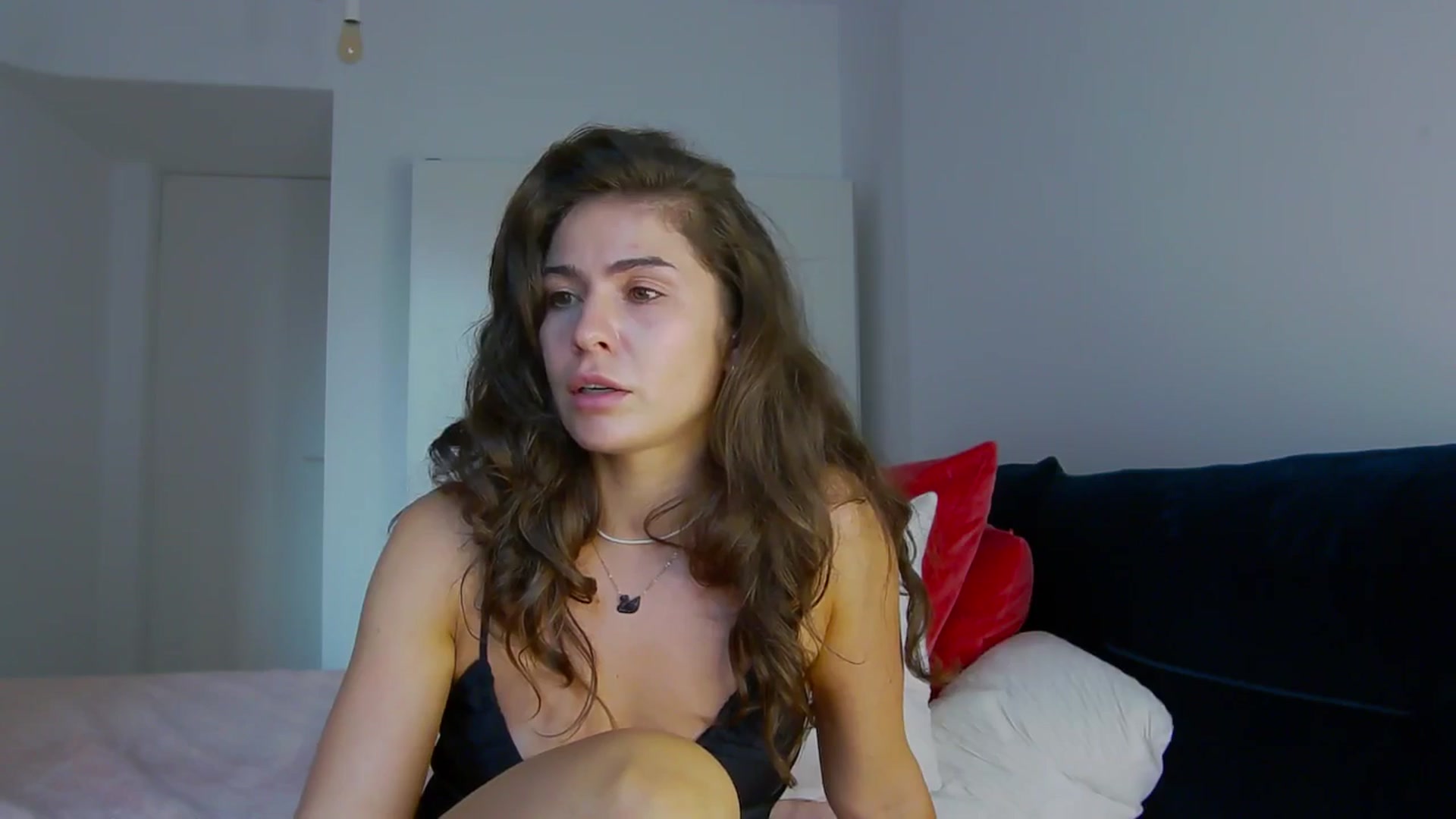 Gallery image thumbnail from NaiaaBee's myfreecams stream on, 08/14/2024, 17:07 image 11 of 20