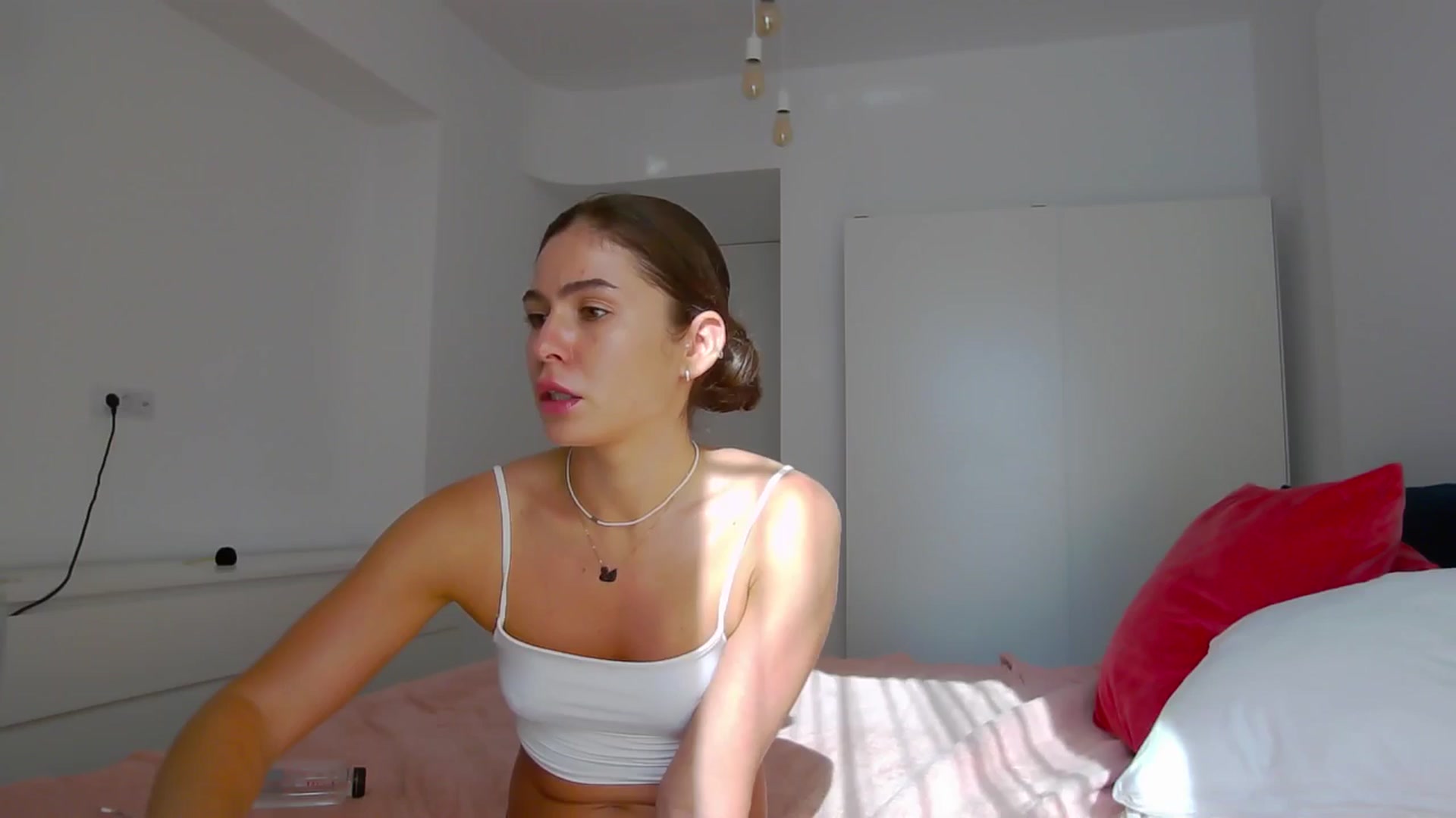 Gallery image thumbnail from NaiaaBee's myfreecams stream on, 08/15/2024, 14:42 image 11 of 20