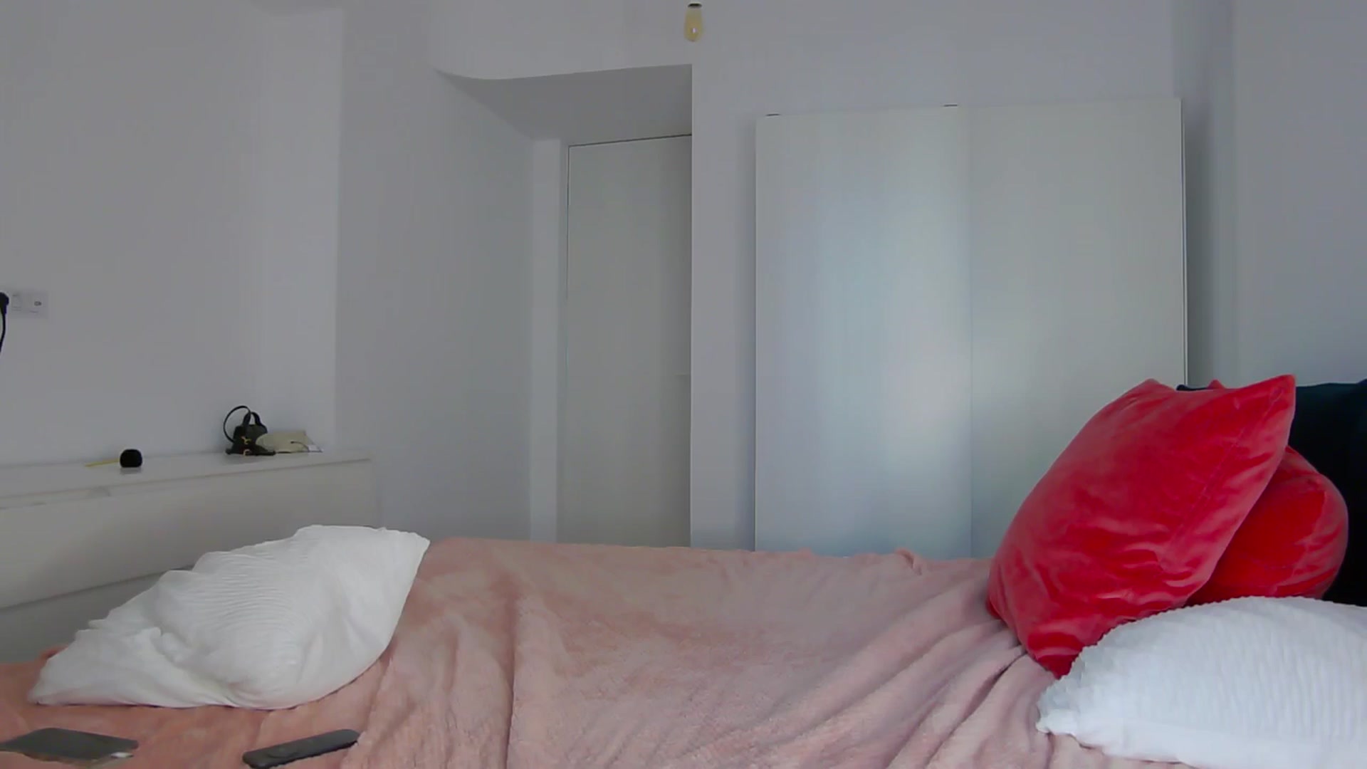 Gallery image thumbnail from NaiaaBee's myfreecams stream on, 08/16/2024, 06:20 image 4 of 20