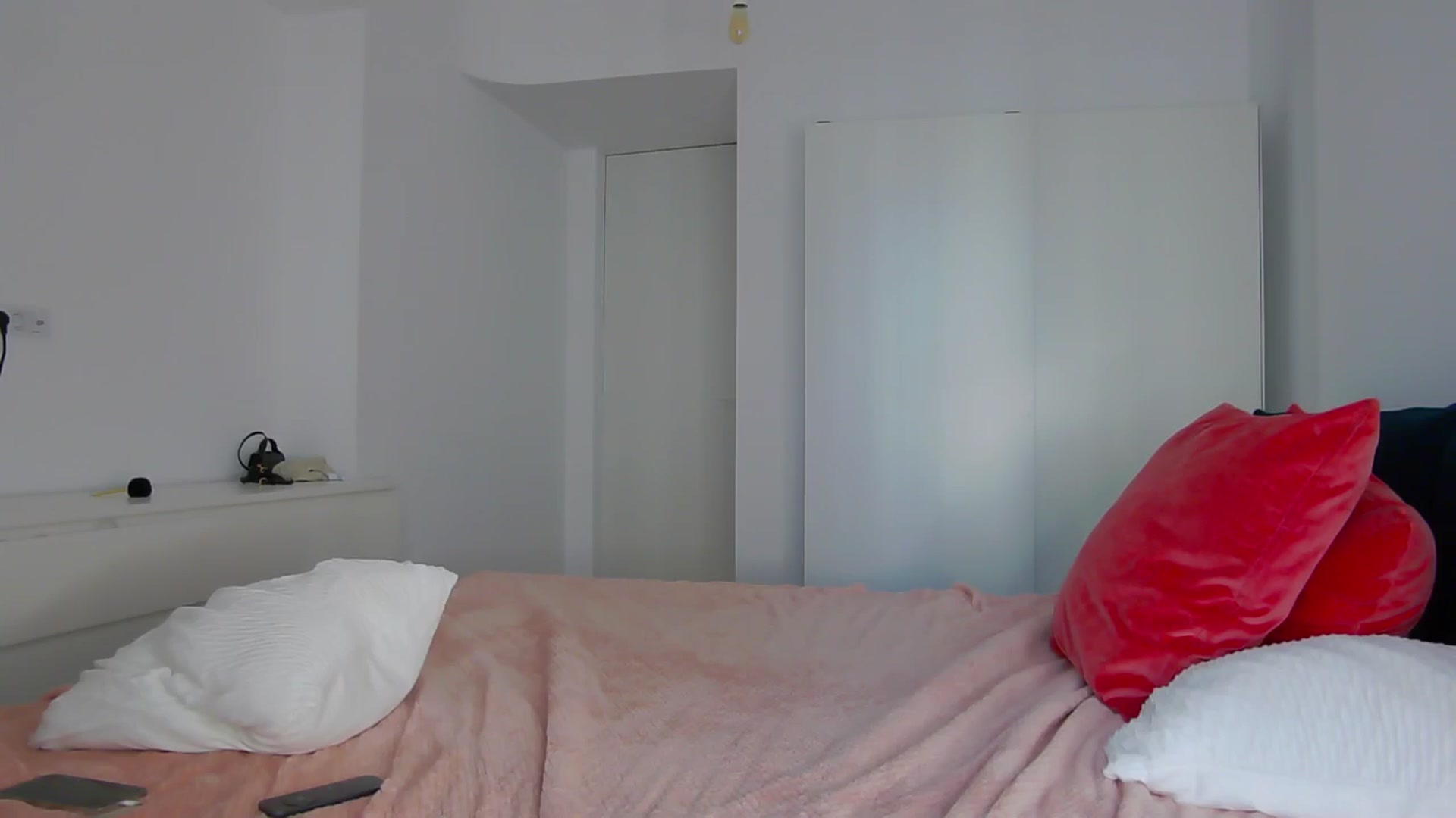 Gallery image thumbnail from NaiaaBee's myfreecams stream on, 08/16/2024, 06:20 image 8 of 20