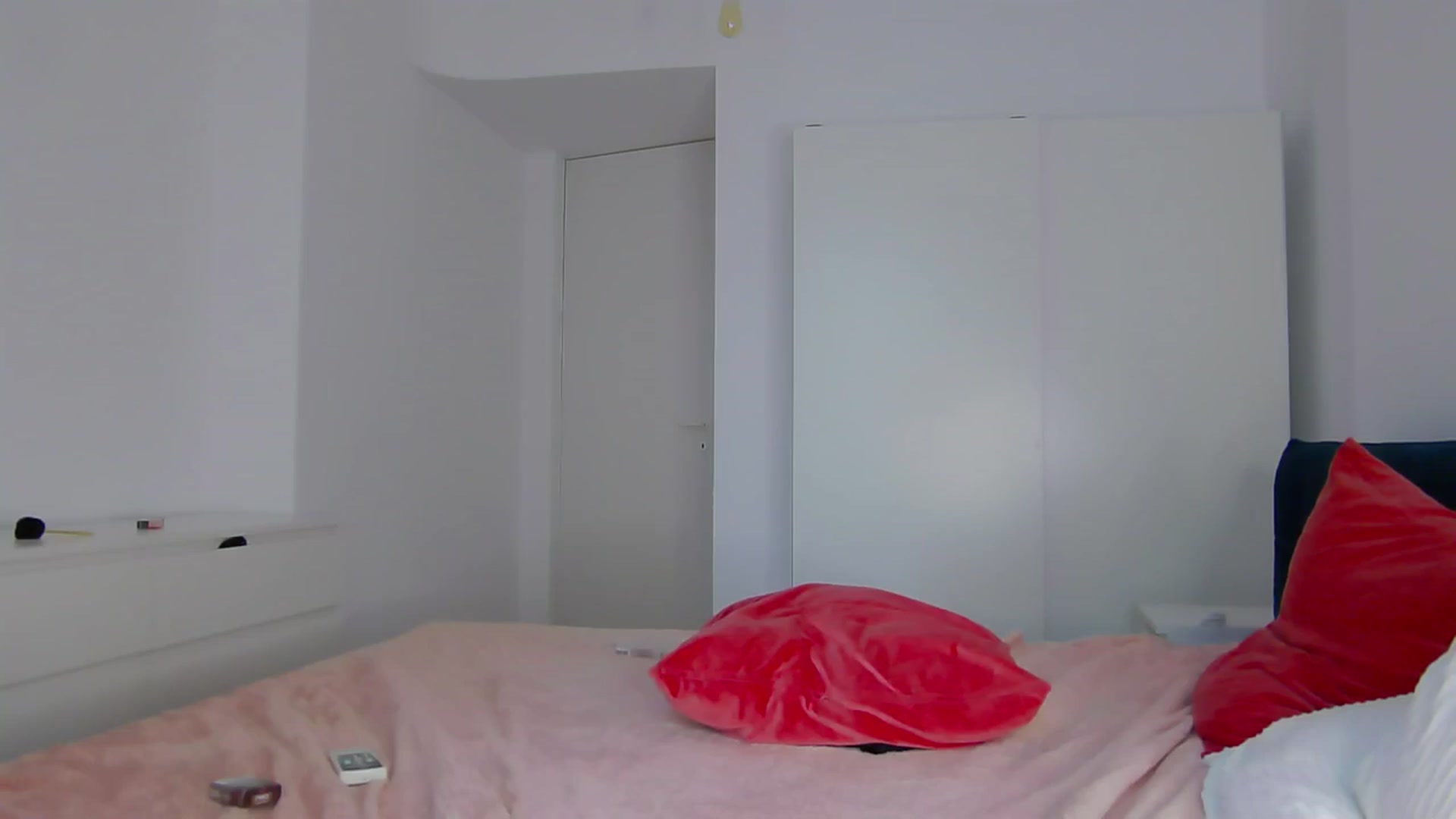 Gallery image thumbnail from NaiaaBee's myfreecams stream on, 08/21/2024, 06:57 image 17 of 20