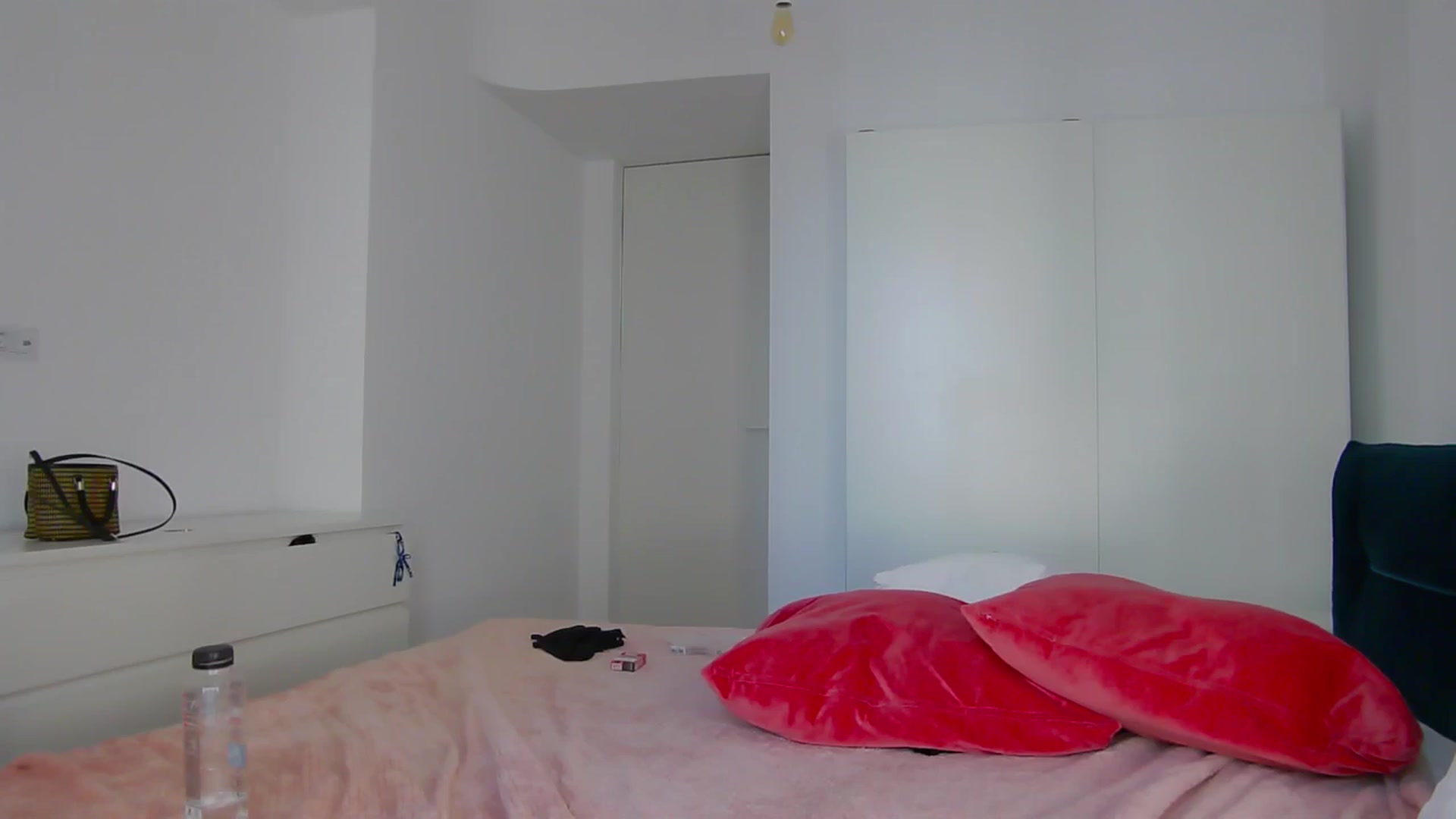 Gallery image thumbnail from NaiaaBee's myfreecams stream on, 08/23/2024, 06:44 image 18 of 20