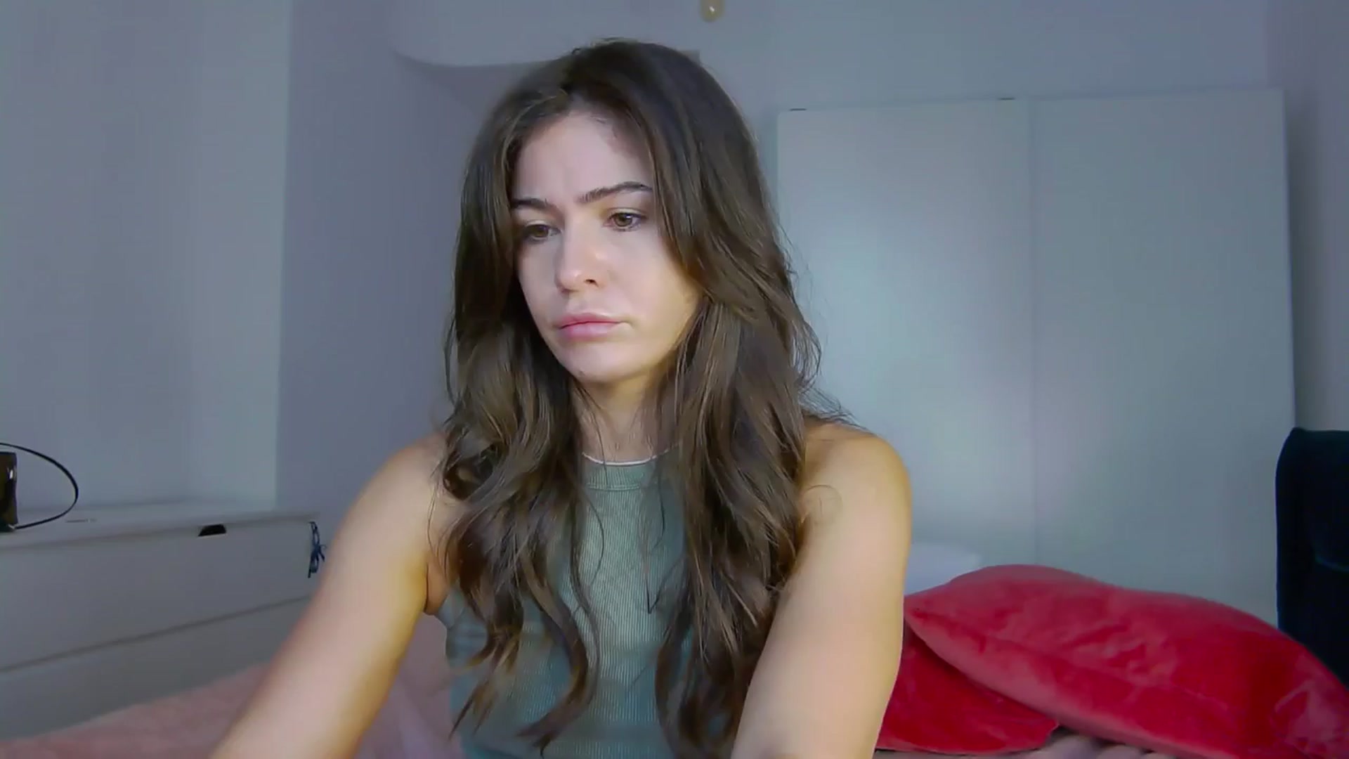 Gallery image thumbnail from NaiaaBee's myfreecams stream on, 08/23/2024, 06:44 image 4 of 20