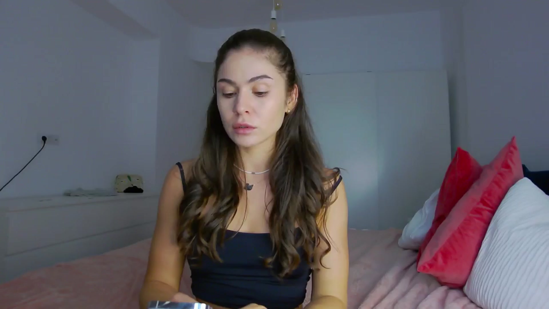 Gallery image thumbnail from NaiaaBee's myfreecams stream on, 08/26/2024, 17:25 image 1 of 20