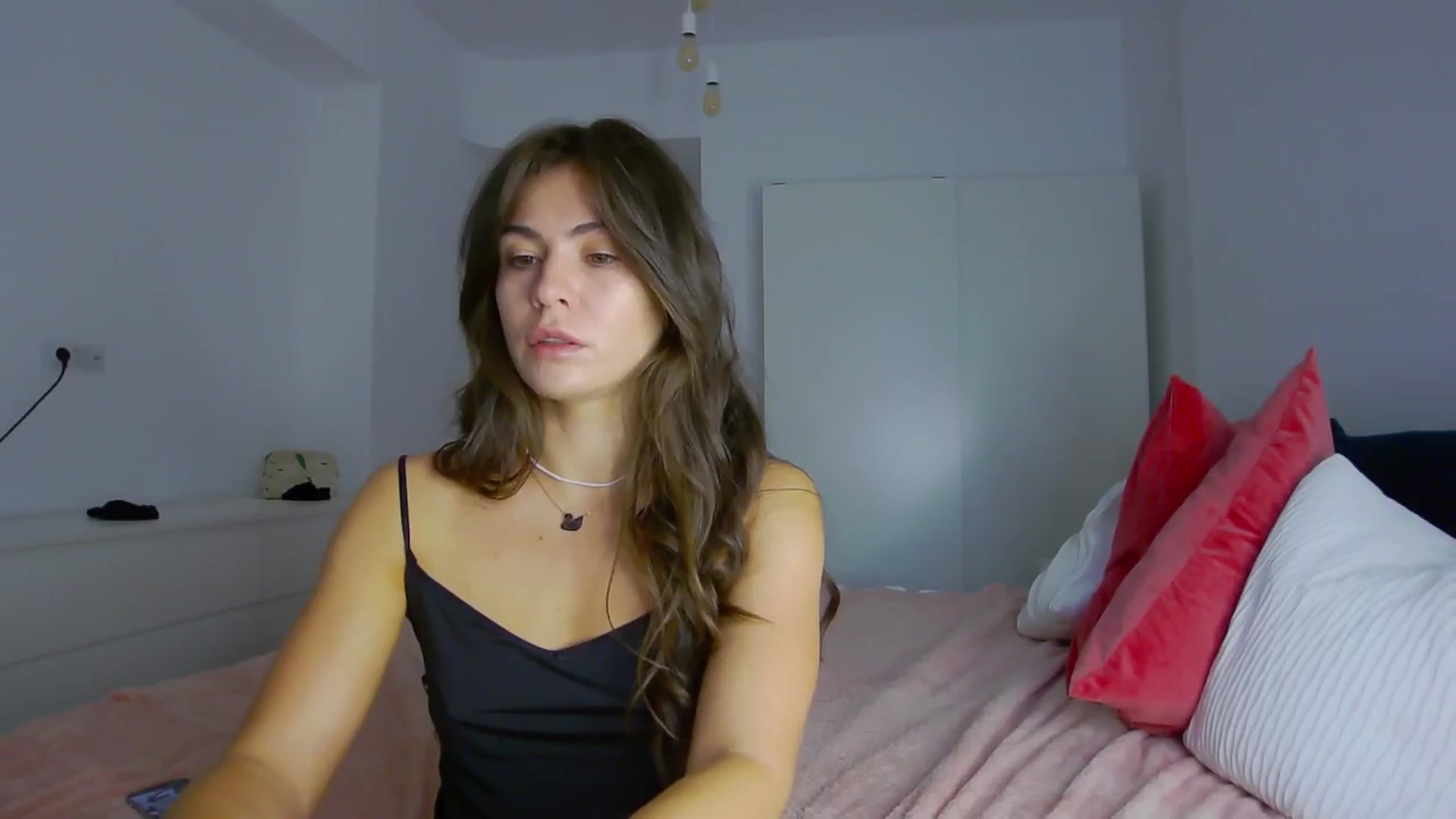 Gallery image thumbnail from NaiaaBee's myfreecams stream on, 08/28/2024, 07:14 image 6 of 20