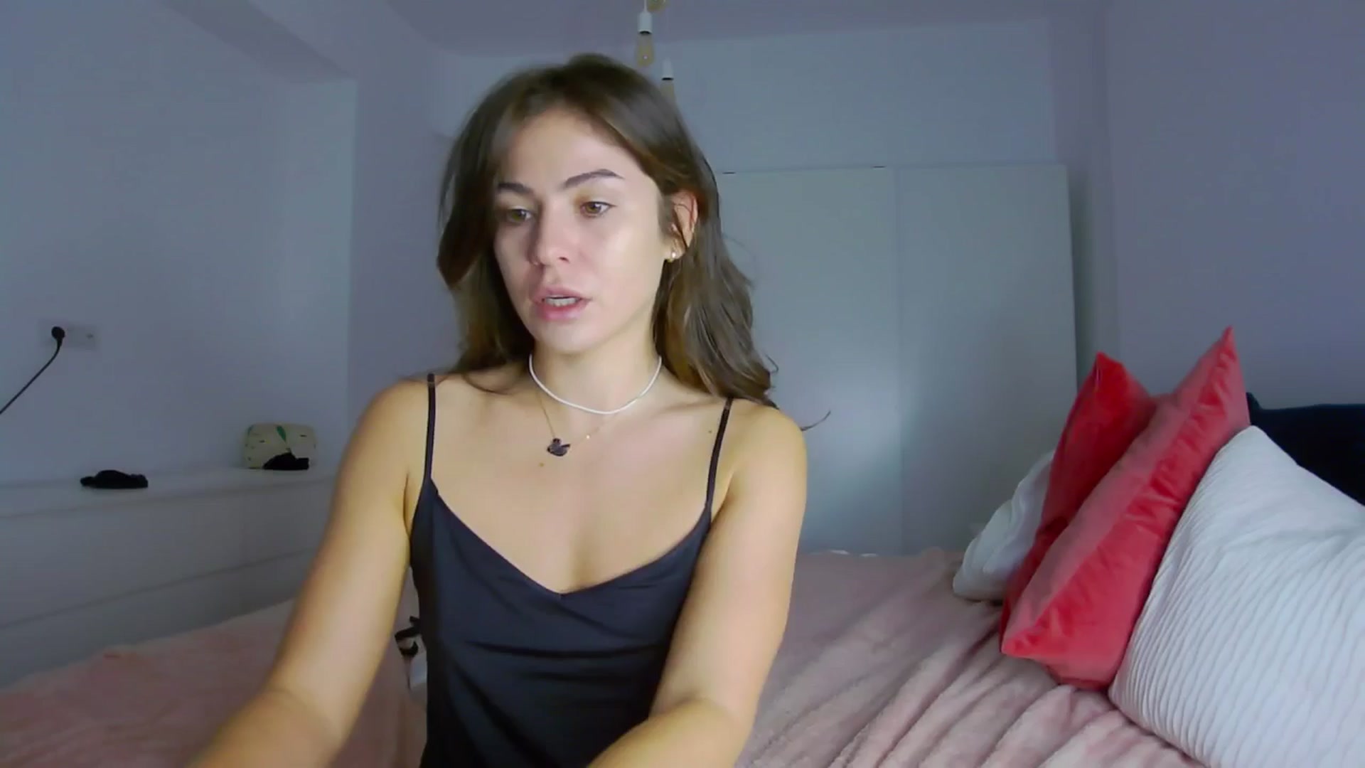 Gallery image thumbnail from NaiaaBee's myfreecams stream on, 08/28/2024, 07:14 image 1 of 20