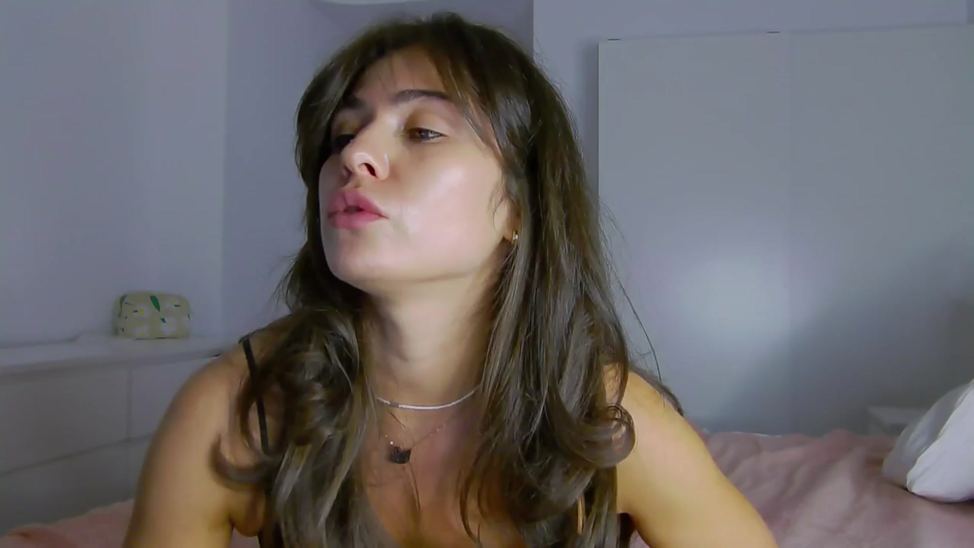 Gallery image thumbnail from NaiaaBee's myfreecams stream on, 08/30/2024, 16:37 image 20 of 20