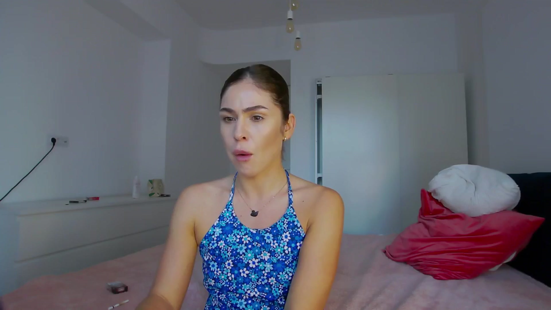 Gallery image thumbnail from NaiaaBee's myfreecams stream on, 09/12/2024, 16:54 image 4 of 20