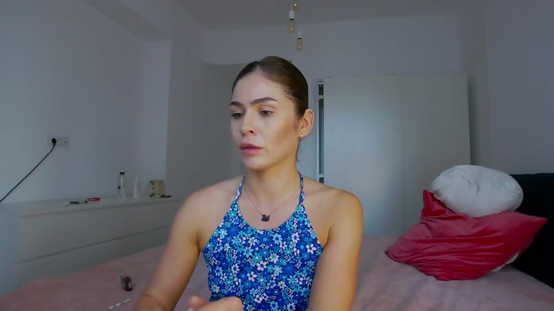 Gallery image thumbnail from NaiaaBee's myfreecams stream on, 09/12/2024, 16:54 image 1 of 20