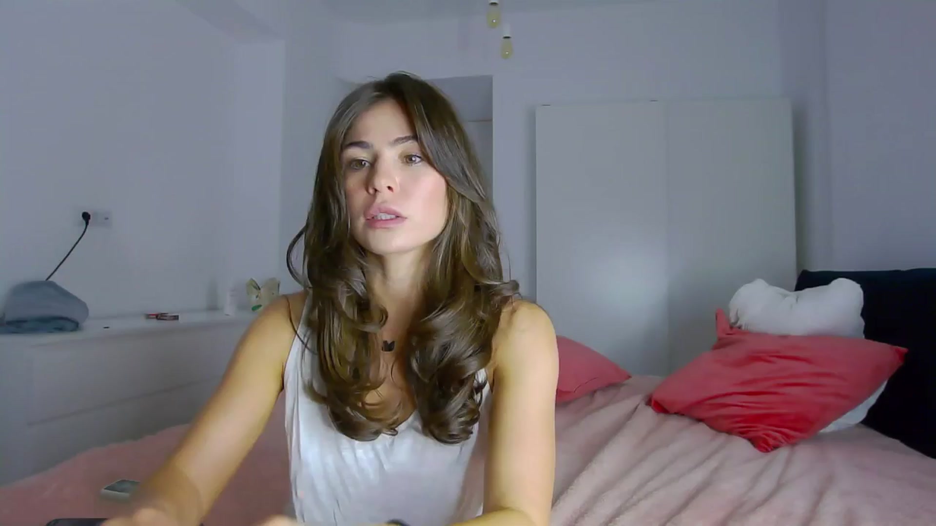 Gallery image thumbnail from NaiaaBee's myfreecams stream on, 09/13/2024, 18:30 image 5 of 20