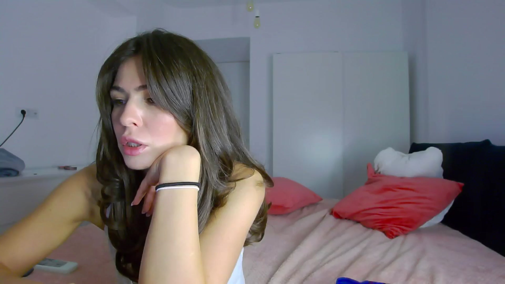 Gallery image thumbnail from NaiaaBee's myfreecams stream on, 09/13/2024, 18:30 image 11 of 20