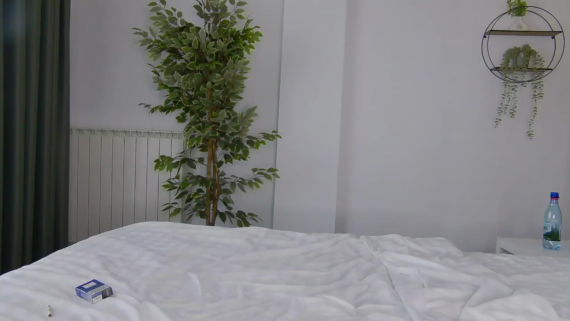 Gallery image thumbnail from NaiaaBee's myfreecams stream on, 09/16/2024, 18:18 image 4 of 20