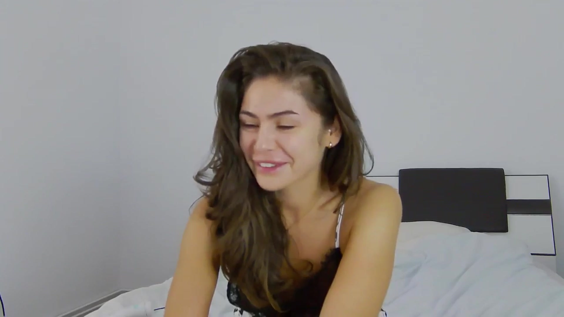 Gallery image thumbnail from NaiaaBee's myfreecams stream on, 09/28/2024, 06:58 image 16 of 20
