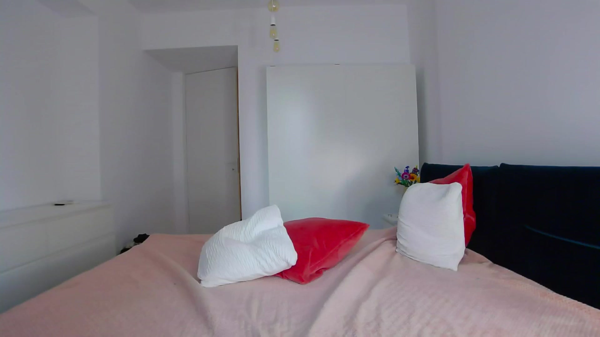 Gallery image thumbnail from NaiaaBee's myfreecams stream on, 10/03/2024, 15:12 image 5 of 20