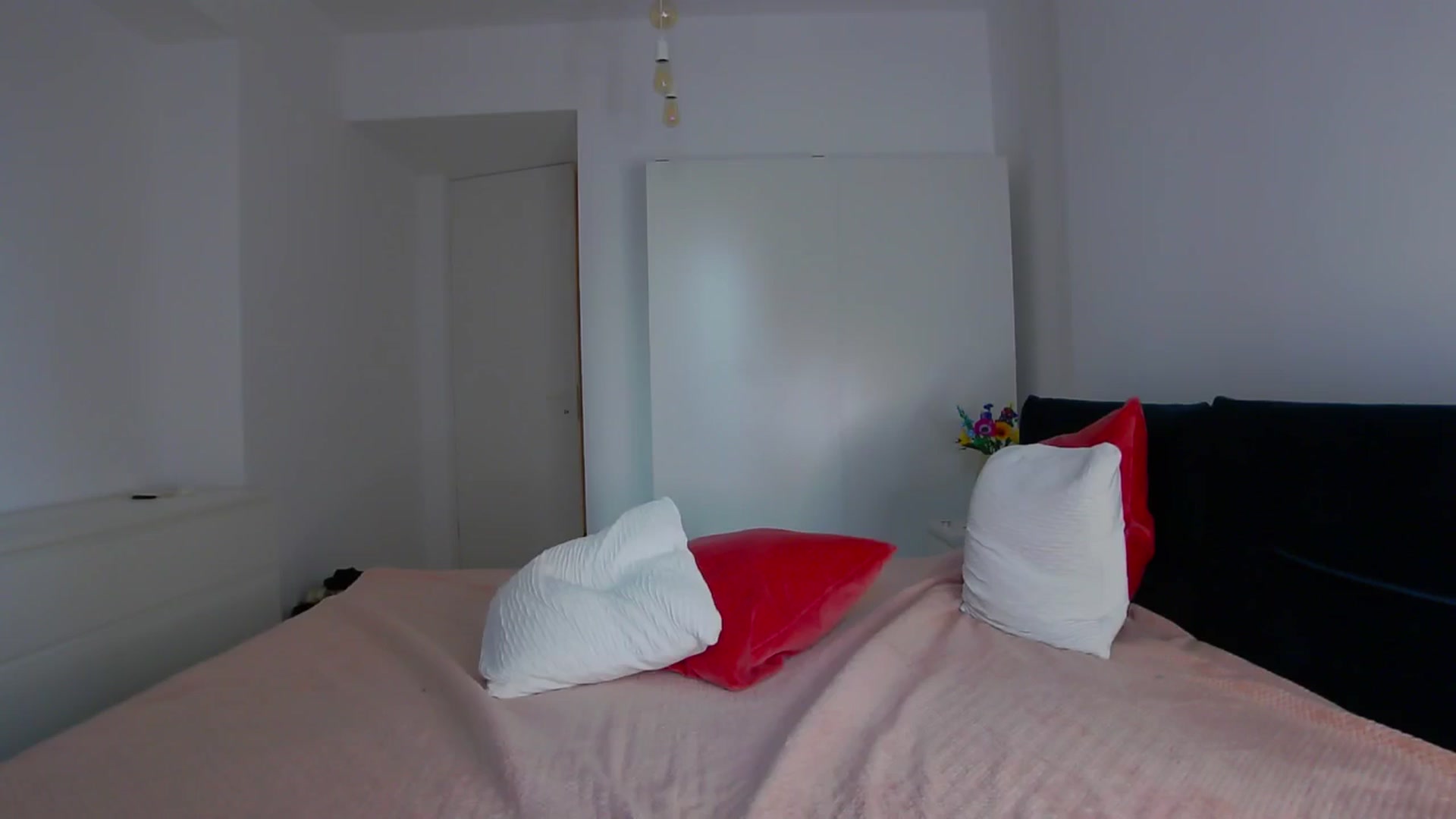 Gallery image thumbnail from NaiaaBee's myfreecams stream on, 10/03/2024, 15:12 image 4 of 20