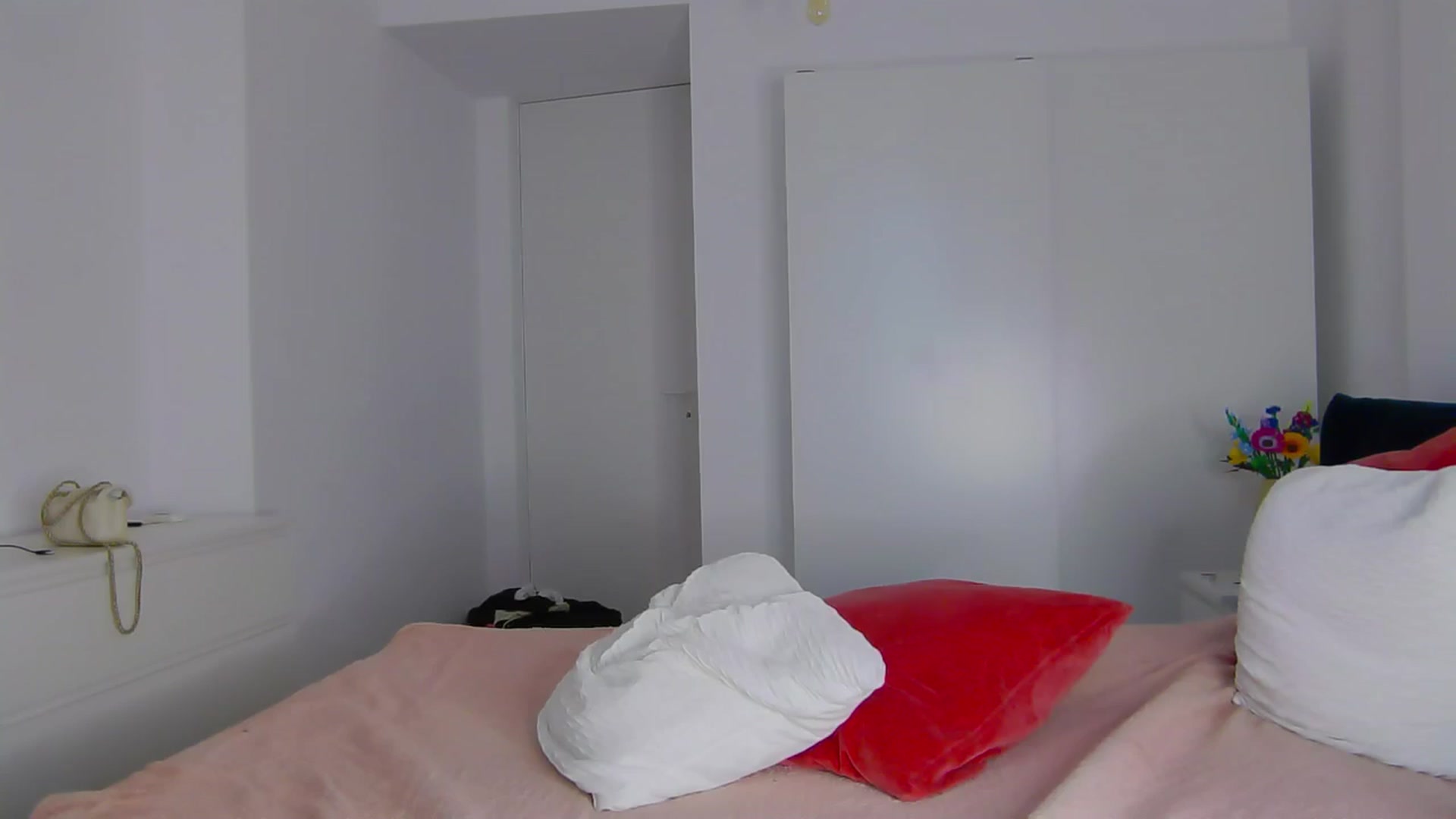 Gallery image thumbnail from NaiaaBee's myfreecams stream on, 10/04/2024, 06:34 image 3 of 20