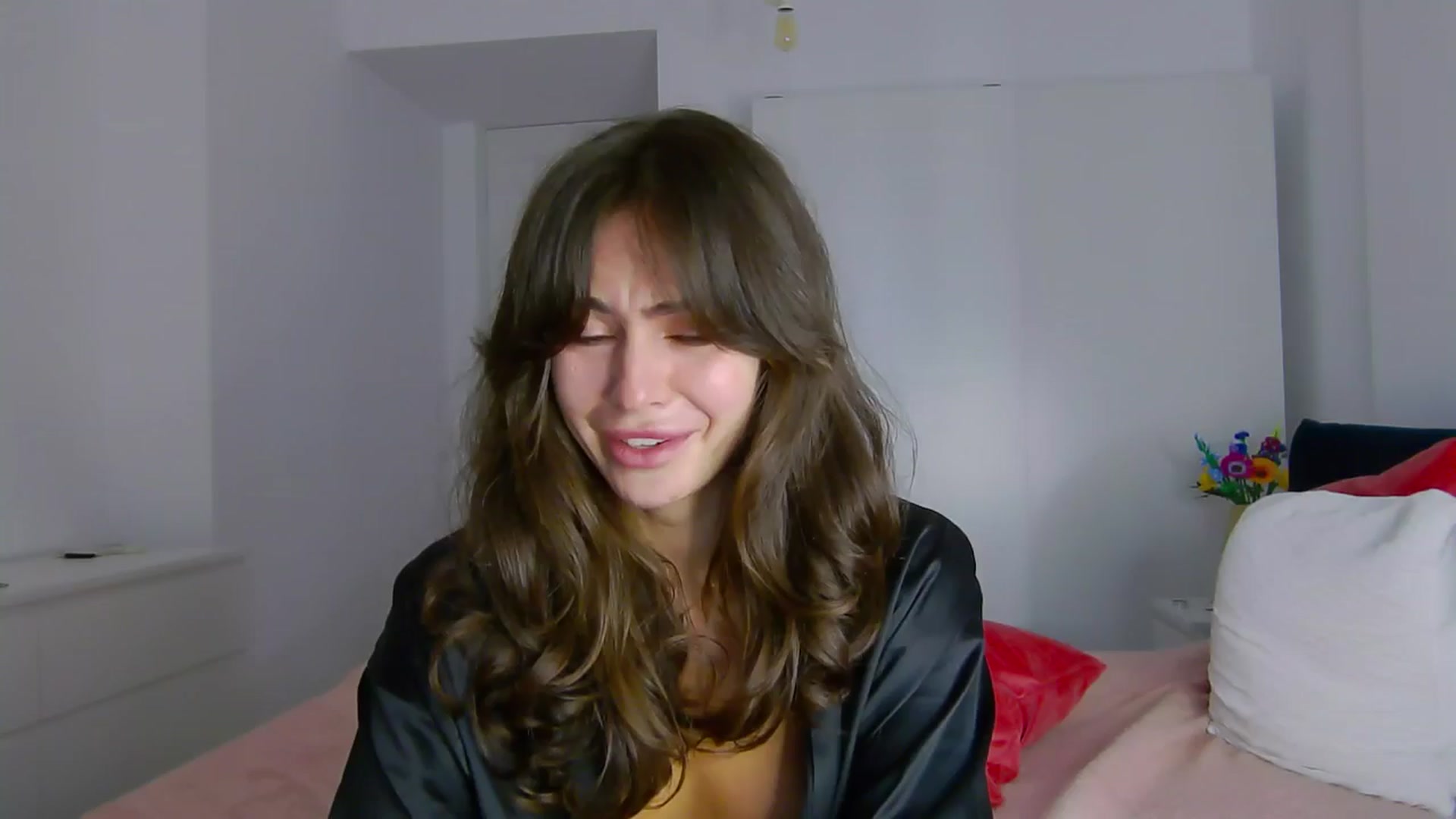 Gallery image thumbnail from NaiaaBee's myfreecams stream on, 10/05/2024, 06:31 image 2 of 20