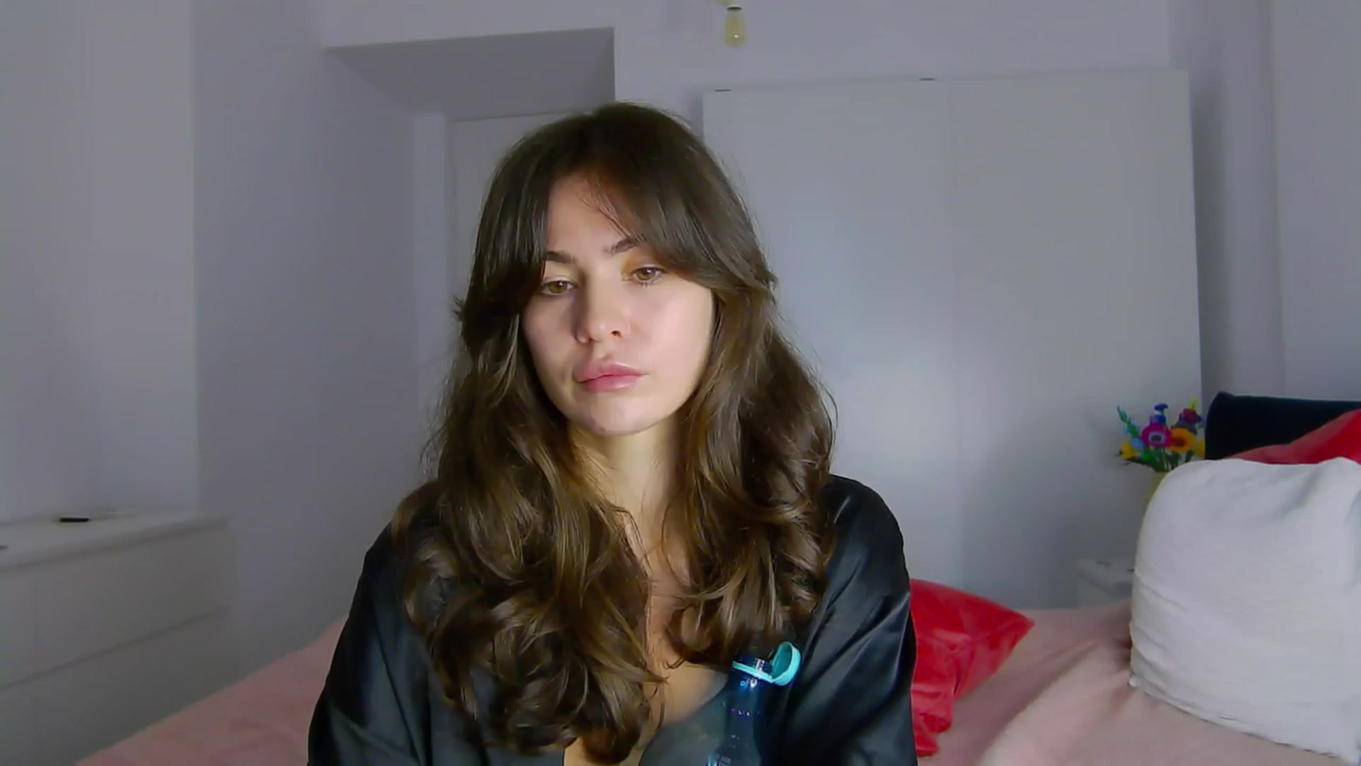 Gallery image thumbnail from NaiaaBee's myfreecams stream on, 10/05/2024, 06:31 image 17 of 20