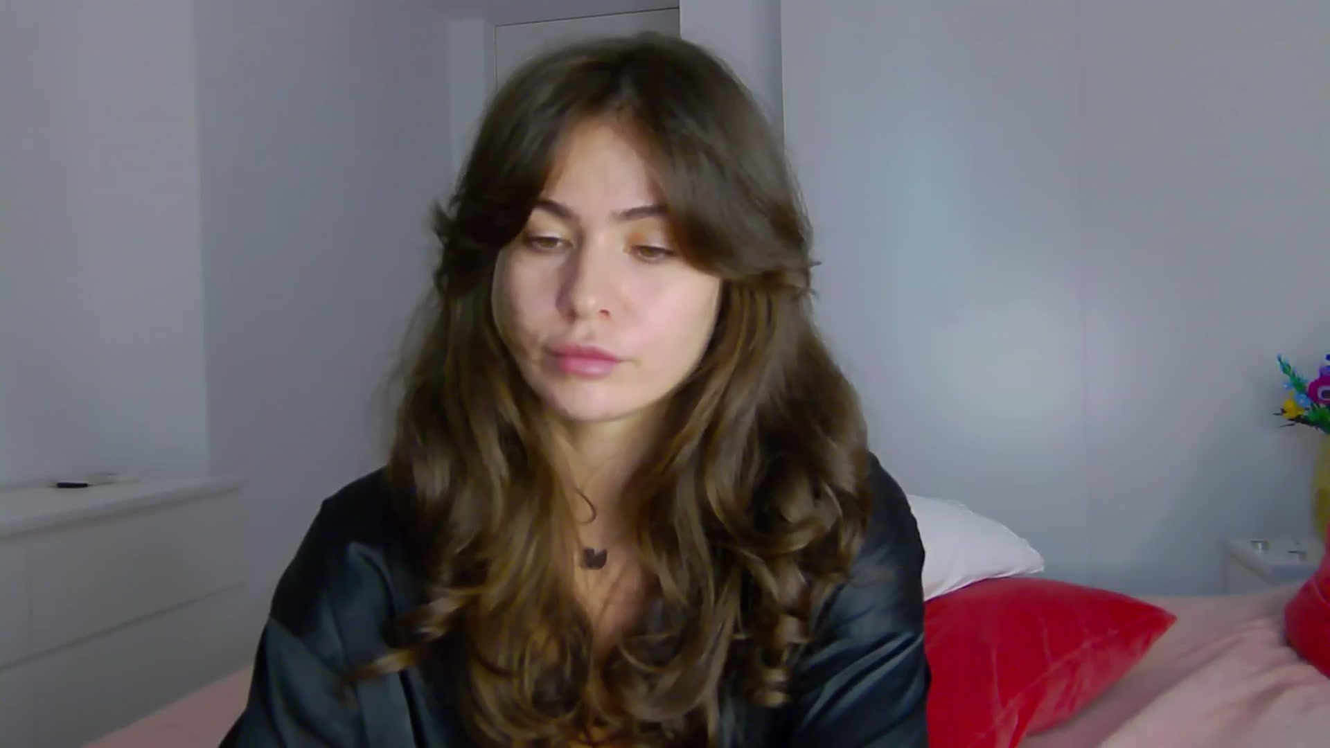Gallery image thumbnail from NaiaaBee's myfreecams stream on, 10/05/2024, 07:59 image 1 of 20