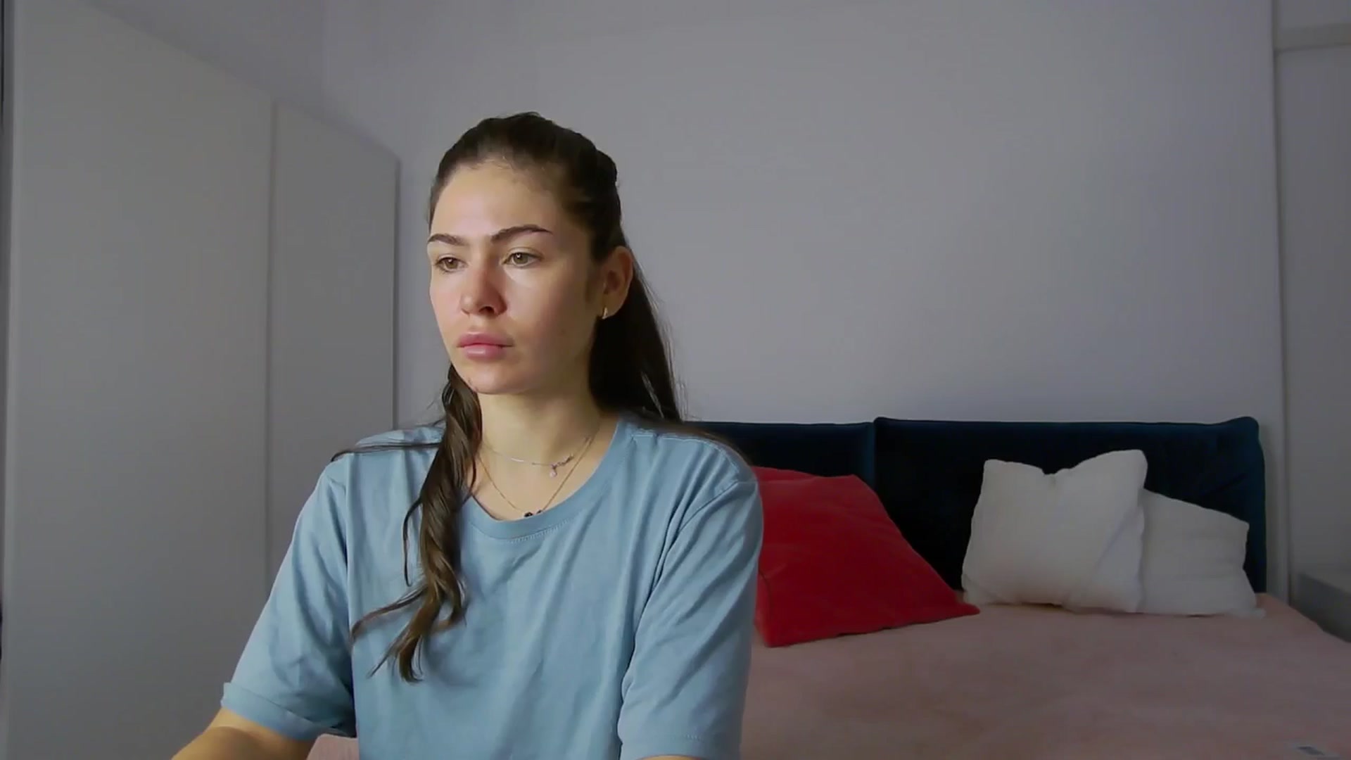Gallery image thumbnail from NaiaaBee's myfreecams stream on, 10/22/2024, 07:03 image 2 of 20