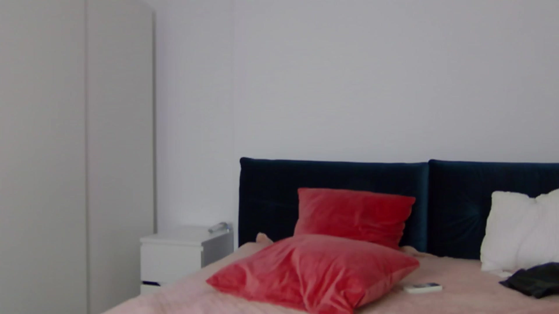 Gallery image thumbnail from NaiaaBee's myfreecams stream on, 10/24/2024, 15:23 image 8 of 20